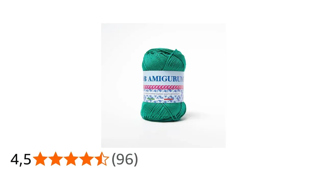 Gomitolo di filati amigurumi verde brillante, perfetto per creare giocattoli e decorazioni.