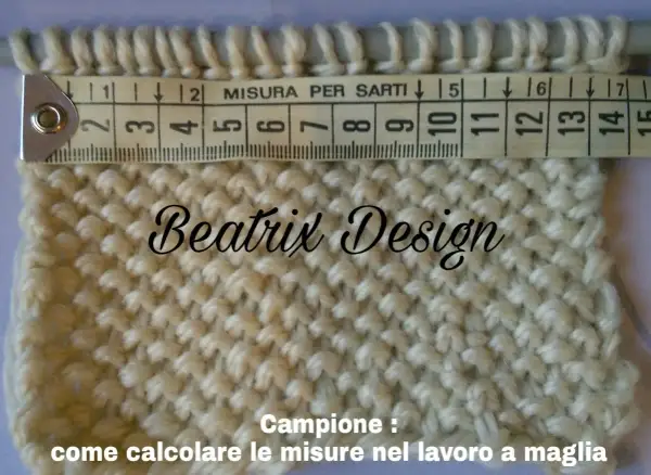 Campione di maglia con metro, per capire il dpn significato e come calcolare le misure nel lavoro a maglia.